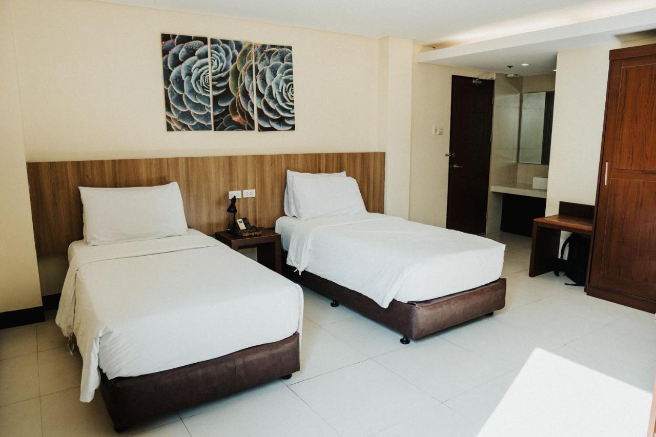 Ocean Suites Bohol Boutique Hotel Tagbilaran City Luaran gambar